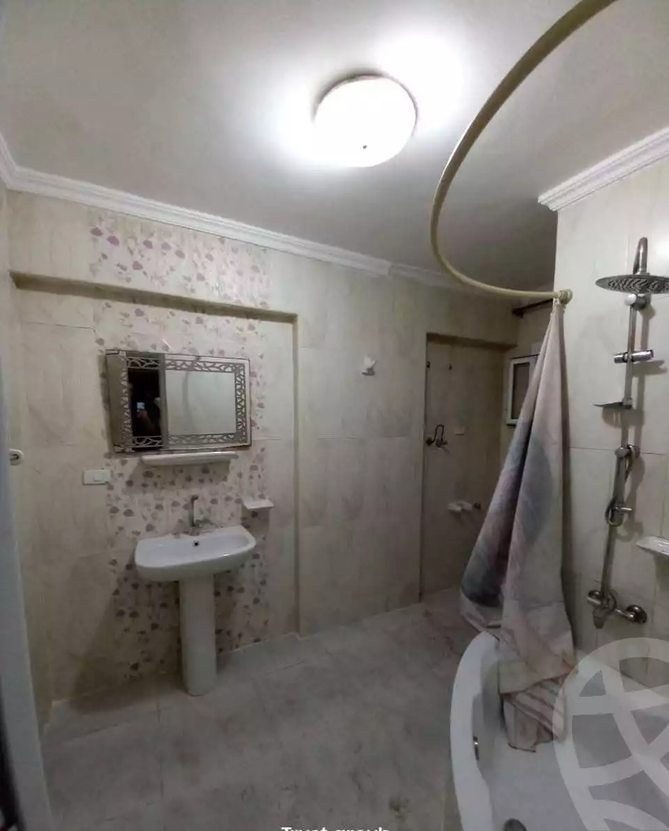 https://aqarmap.com.eg/en/listing/6098226-for-sale-alexandria-l-jmy-lbytsh-bianchiii-el-arbaeen-st