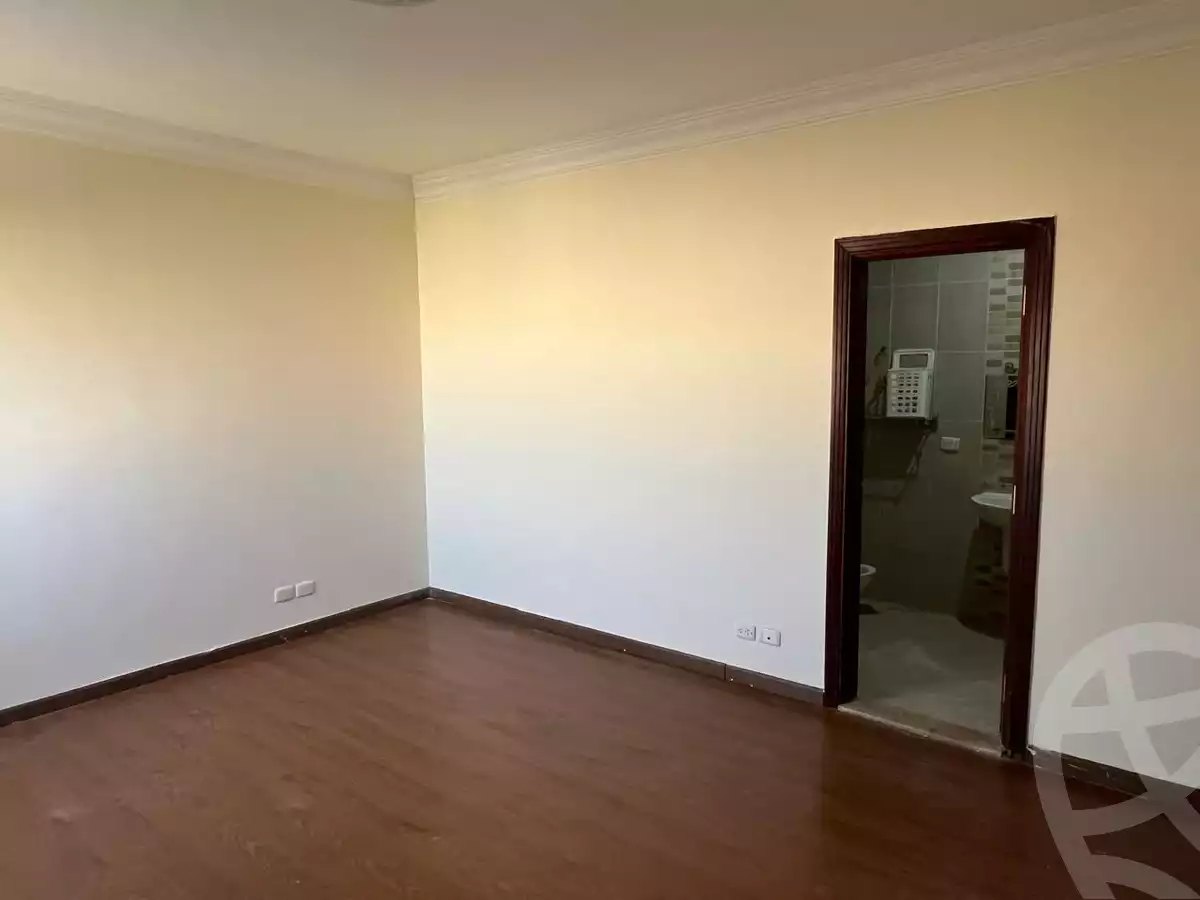 https://aqarmap.com.eg/en/listing/6098528-for-sale-cairo-6th-of-october-compounds-dream-land-bahgat-buildings