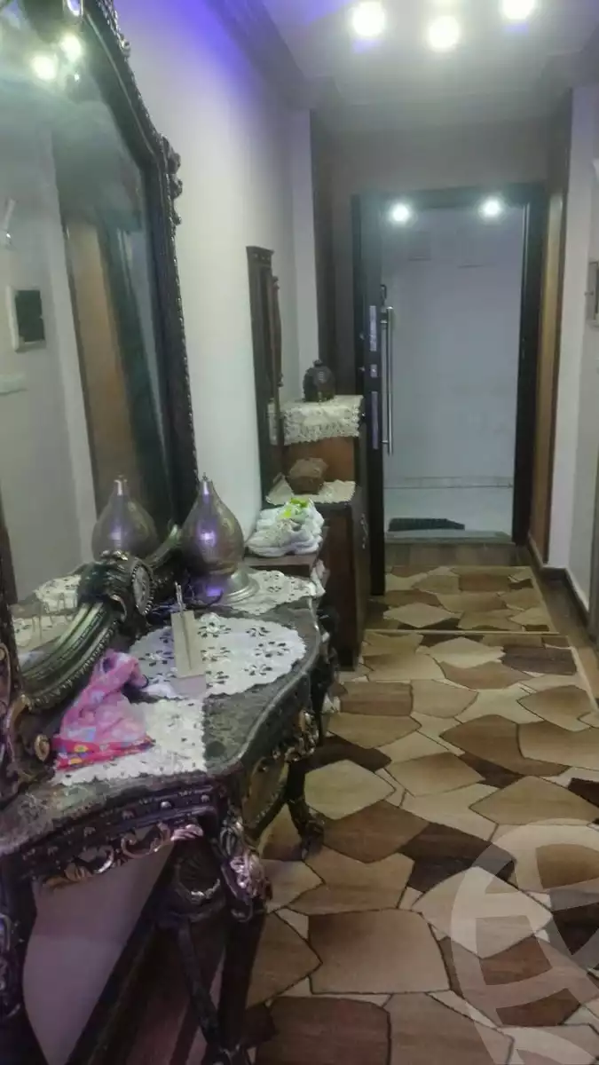 https://aqarmap.com.eg/en/listing/6099258-for-sale-cairo-helwan-helwan-el-sharkeya-ryad-pasha-st