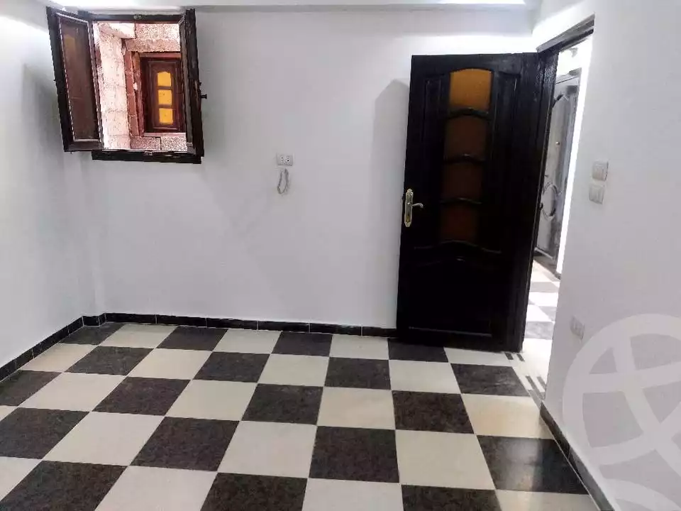 https://aqarmap.com.eg/ar/listing/6099569-for-sale-alexandria-mntq-fr-y-blskndry-el-awayed