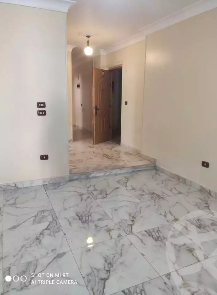 https://aqarmap.com.eg/ar/listing/6100323-for-rent-cairo-mokattam-lhdb-l-ly-shr-krym-bnwn
