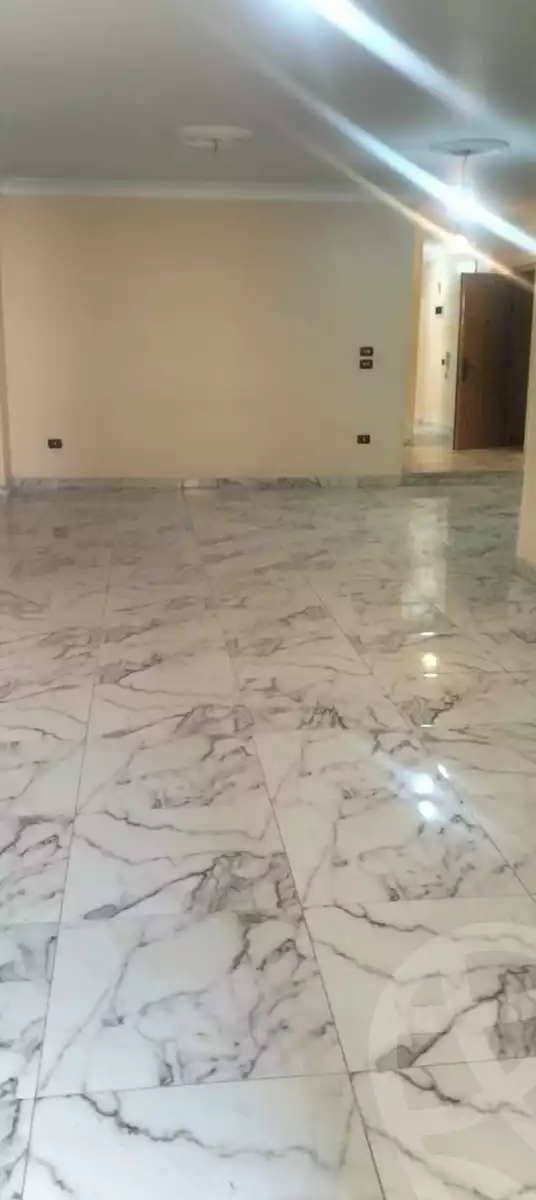 https://aqarmap.com.eg/ar/listing/6100541-for-rent-cairo-mokattam-lhdb-l-ly-shr-krym-bnwn