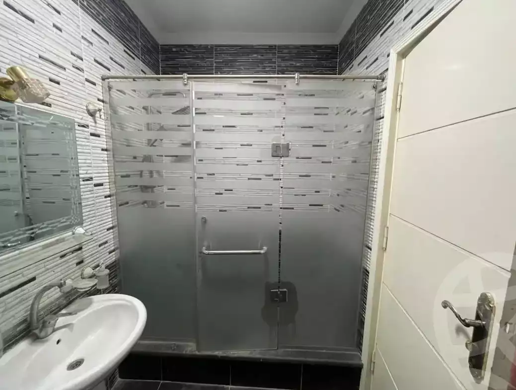 https://aqarmap.com.eg/en/listing/6100620-for-sale-cairo-mokattam-lhdb-l-ly-huda-shaarawy-st