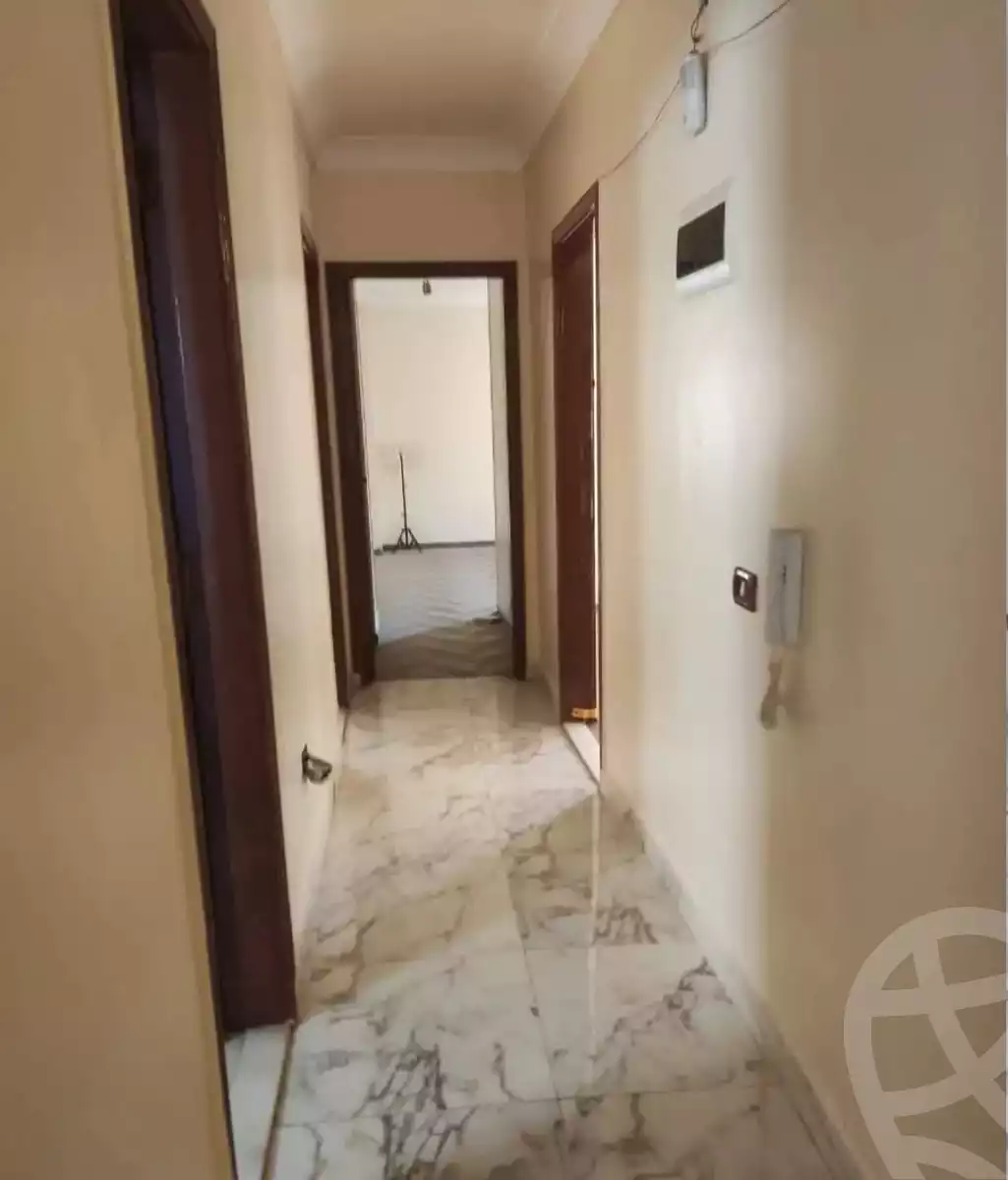 https://aqarmap.com.eg/ar/listing/6101517-for-rent-cairo-mokattam-lhdb-l-ly-manteqt-ganob-s