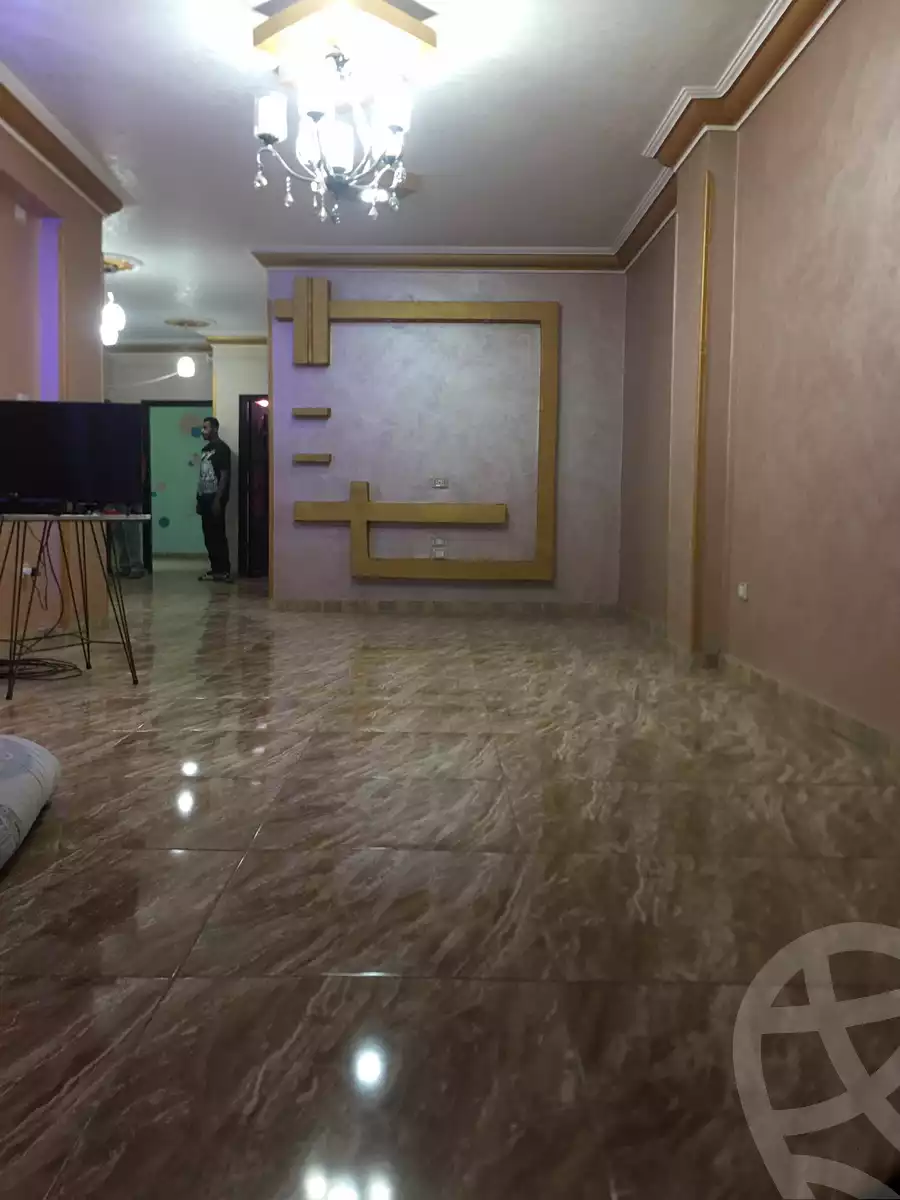 https://aqarmap.com.eg/en/listing/6102115-for-sale-qalyubia-shubra-el-khaima