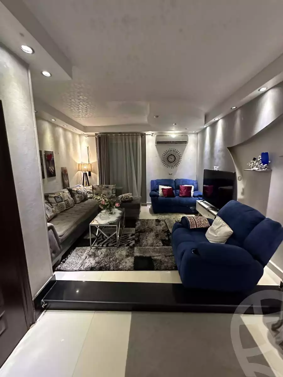 https://aqarmap.com.eg/ar/listing/6102142-for-sale-cairo-mokattam-el-hadabah-el-wosta-el-mantaqa-el-khamsa