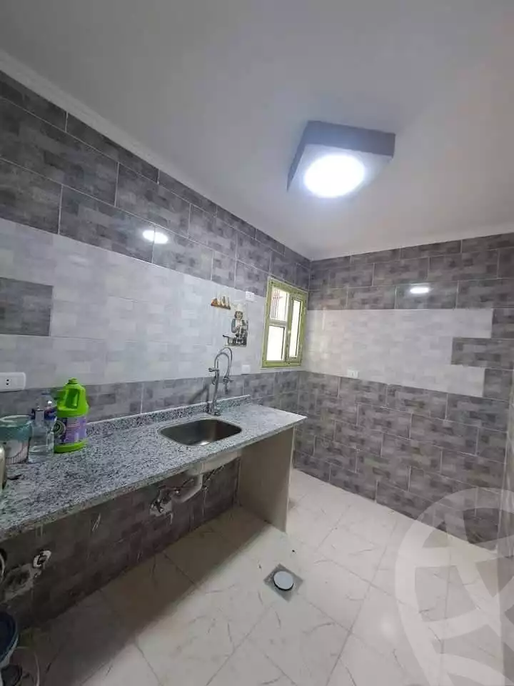 https://aqarmap.com.eg/ar/listing/6102412-for-sale-alexandria-l-jmy-lbytsh-el-zohour-st