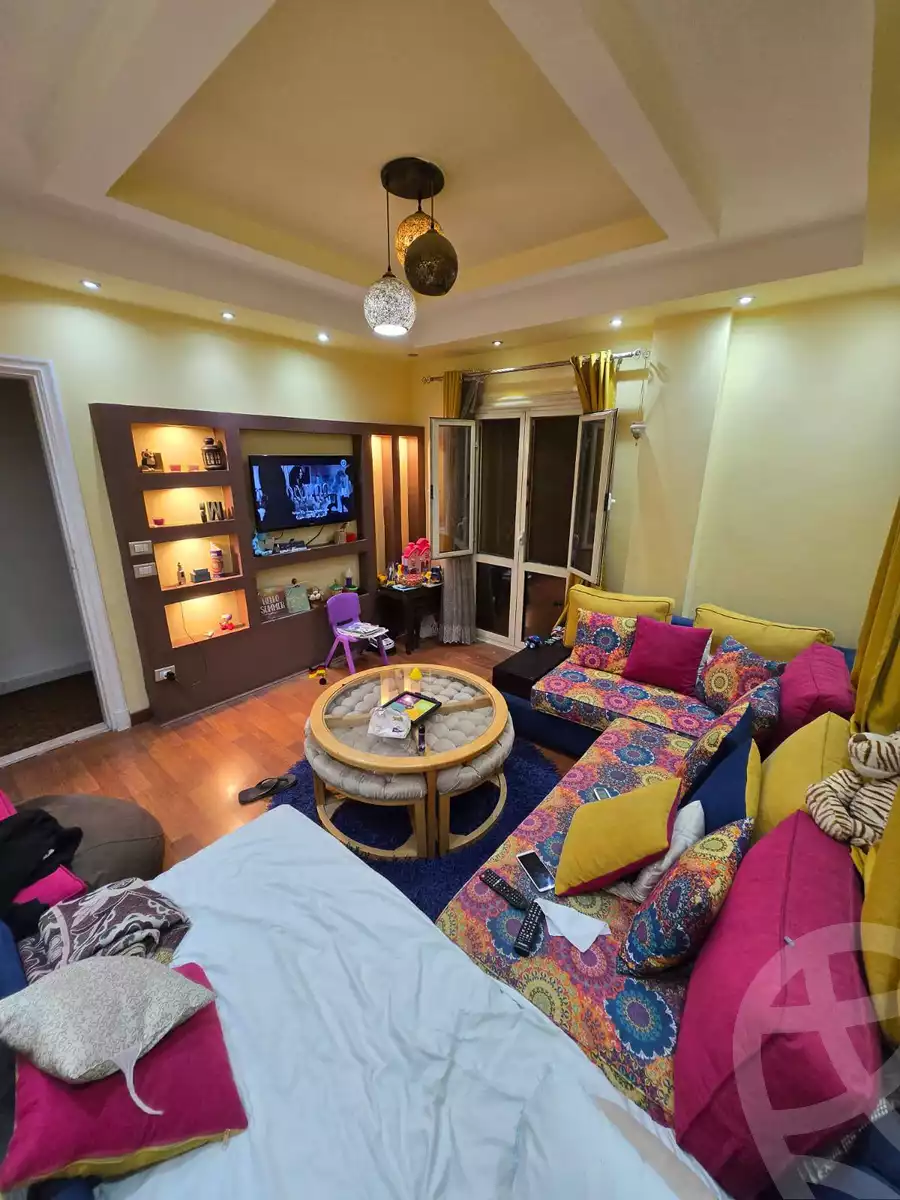 https://aqarmap.com.eg/en/listing/6102513-for-sale-cairo-mokattam-lhdb-l-ly-shr-krym-bnwn