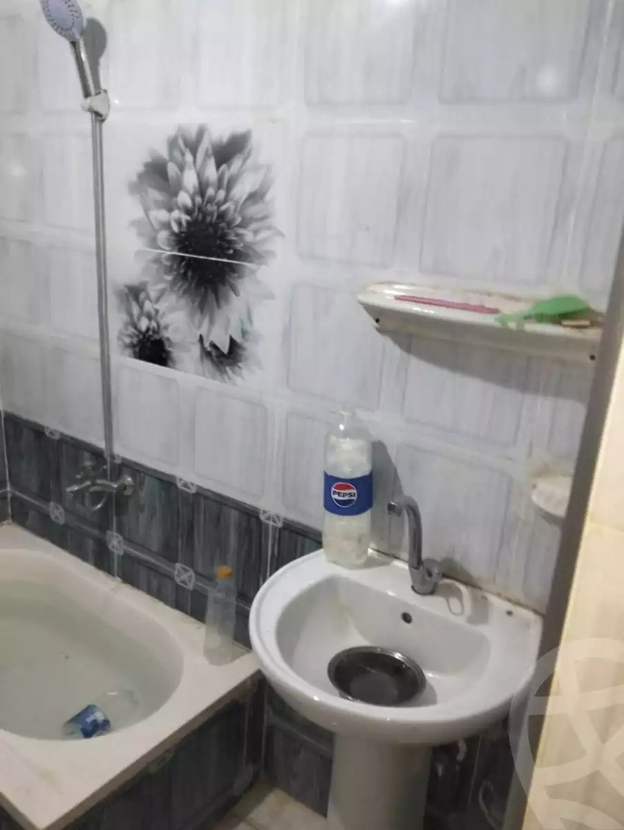 https://aqarmap.com.eg/en/listing/6102663-for-sale-cairo-faisal-el-tawabeq-hamad-yassin-st