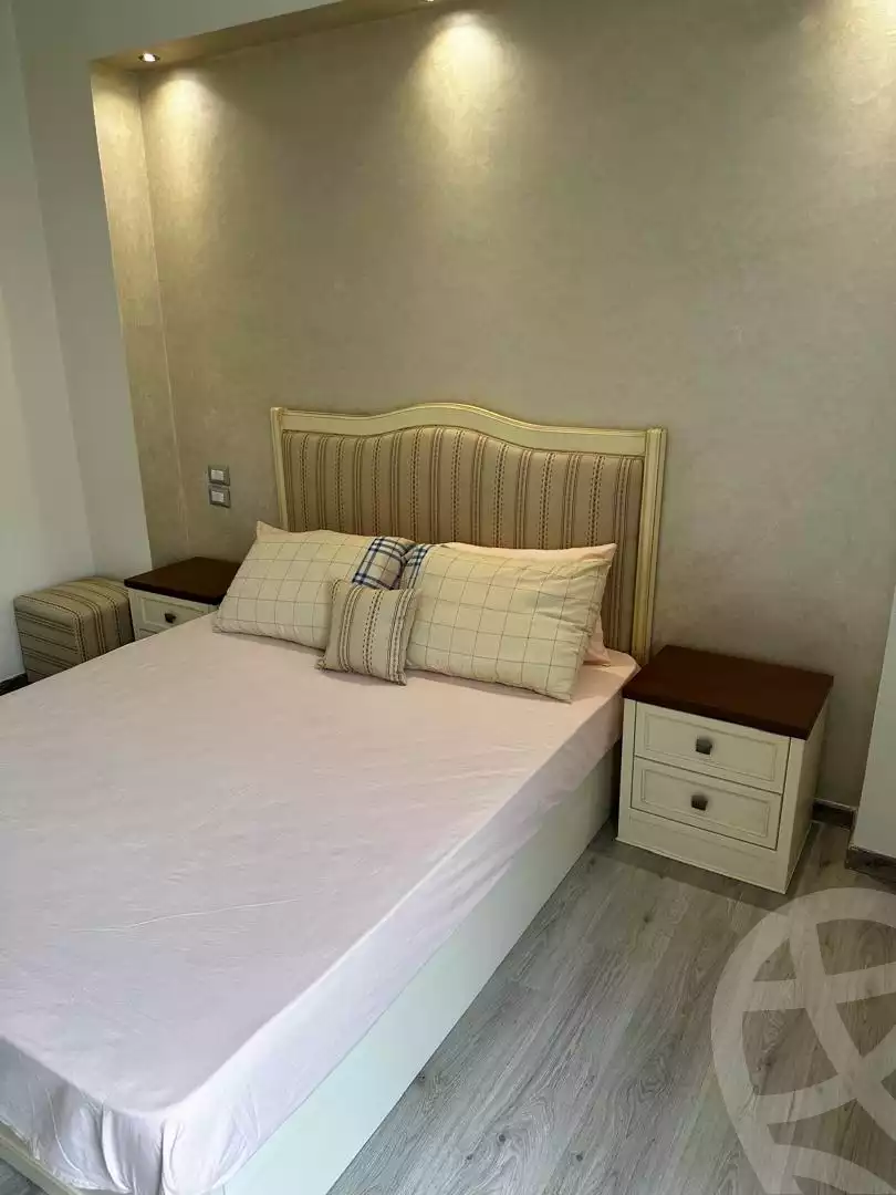 https://aqarmap.com.eg/ar/listing/6104838-for-rent-cairo-6th-of-october-compounds-palm-parks