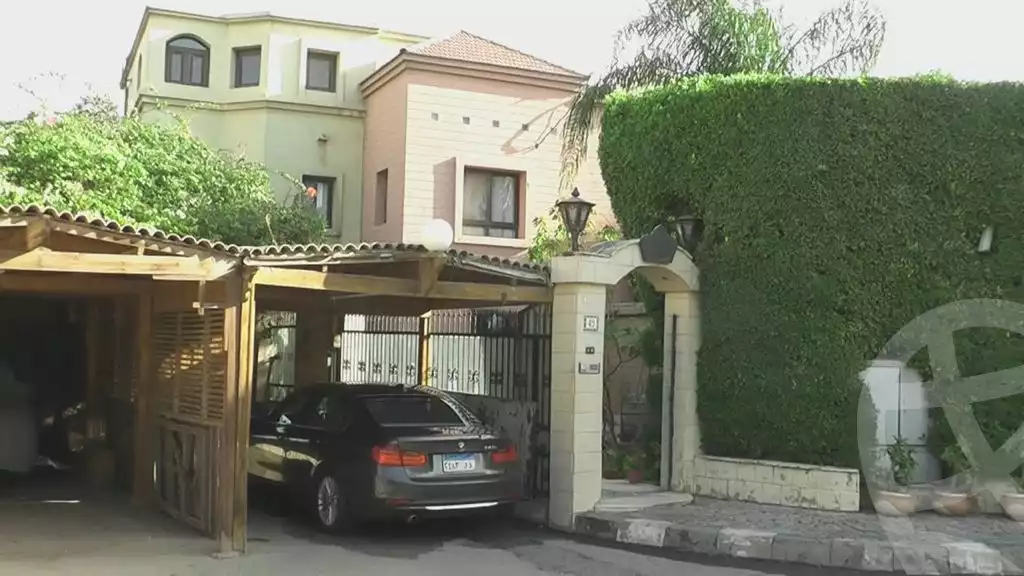 https://aqarmap.com.eg/en/listing/6105094-for-sale-cairo-6th-of-october-hadaeq-october-kmbwnd-fy-hdyq-ktwbr-hay-el-ashgar