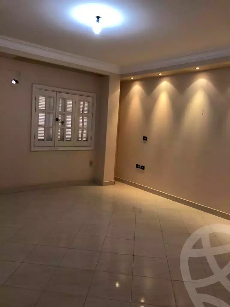 https://aqarmap.com.eg/ar/listing/6105582-for-rent-cairo-new-cairo-el-ahyaa-fifth-neighborhood-street-28