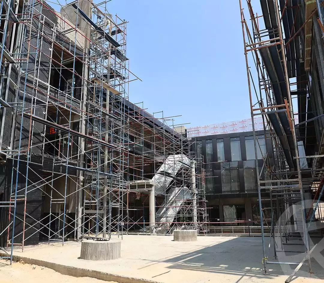 https://aqarmap.com.eg/en/listing/6105775-for-sale-cairo-new-cairo-compounds-n-skwyr-mwl-nfynyty-llttwyr