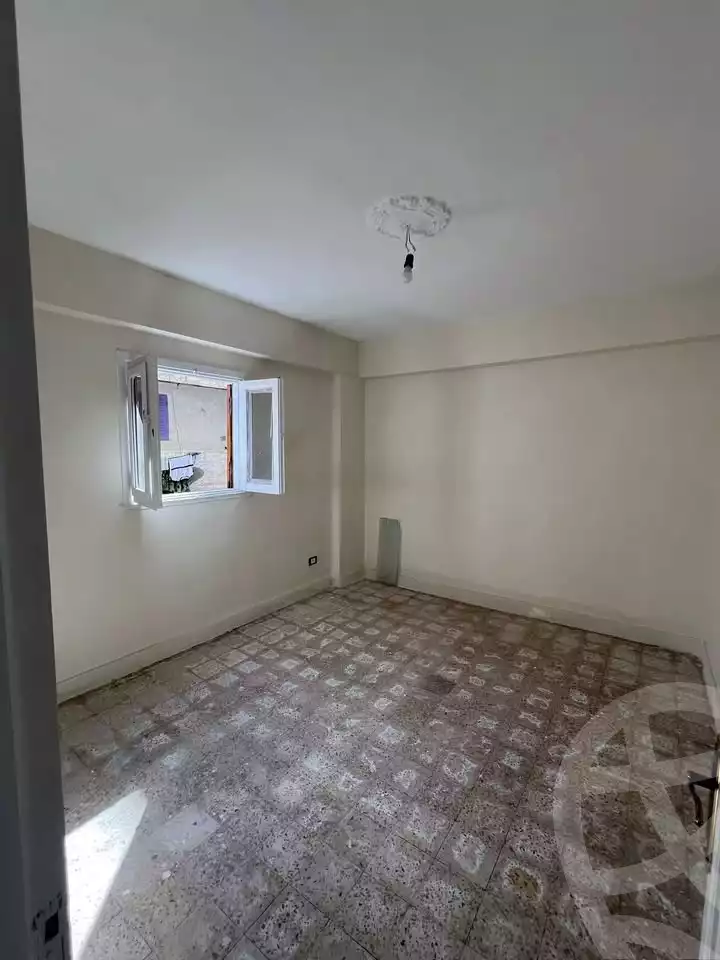 https://aqarmap.com.eg/ar/listing/6105797-for-sale-alexandria-l-jmy-lbytsh-el-hay-st