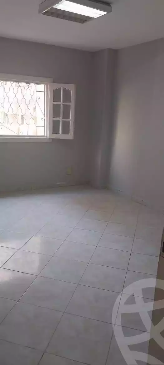 https://aqarmap.com.eg/ar/listing/6106413-for-rent-cairo-mokattam-el-hadabah-el-wosta-6th-zone-street-33