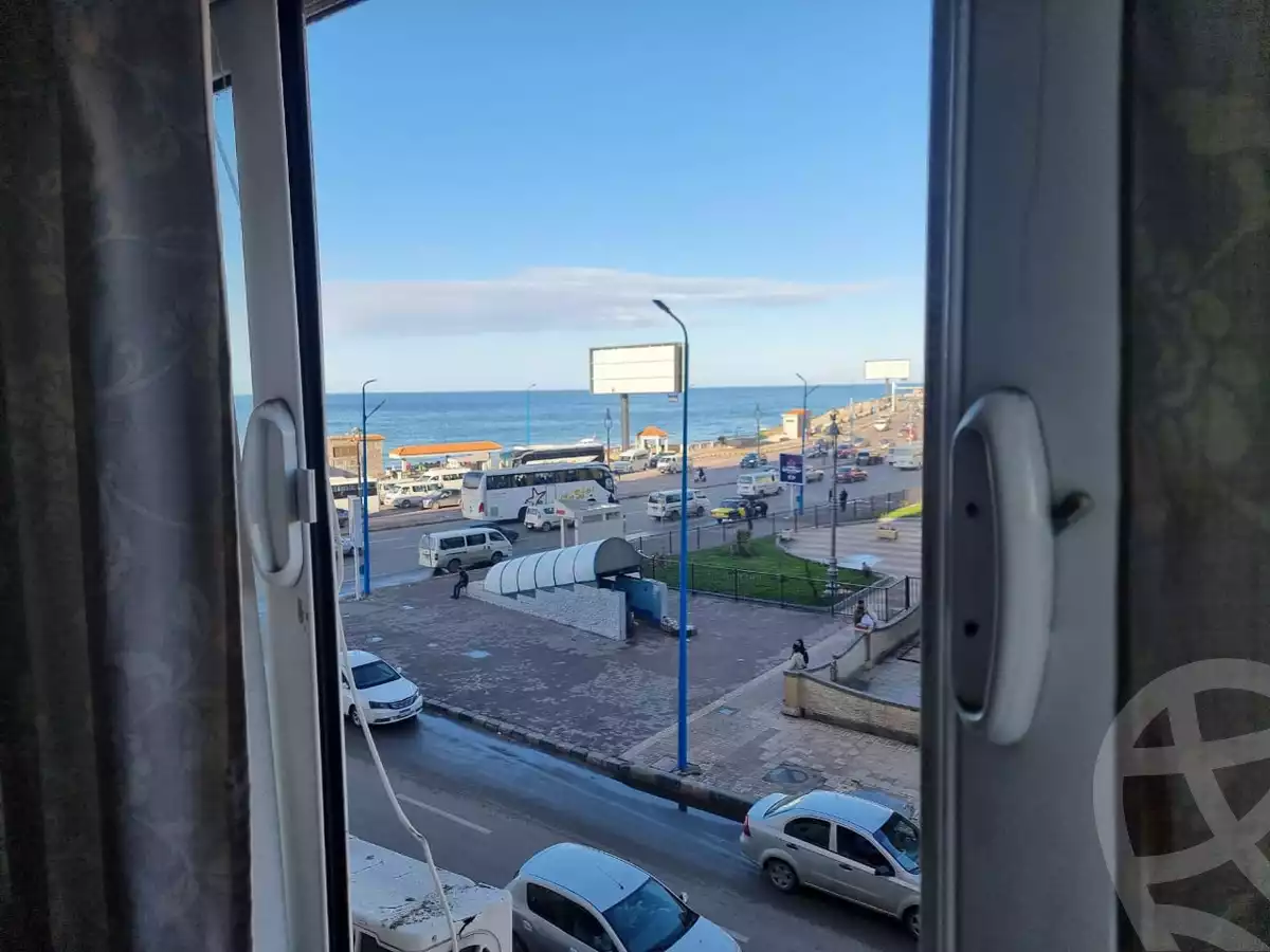 https://aqarmap.com.eg/en/listing/6106468-for-rent-alexandria-el-chatby
