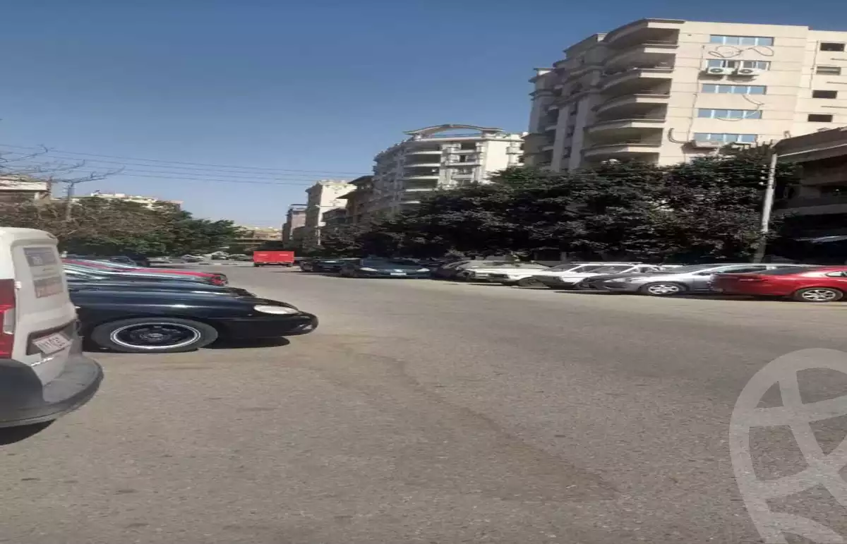 https://aqarmap.com.eg/en/listing/6107410-for-sale-cairo-heliopolis-ard-el-golf-el-nozha-st