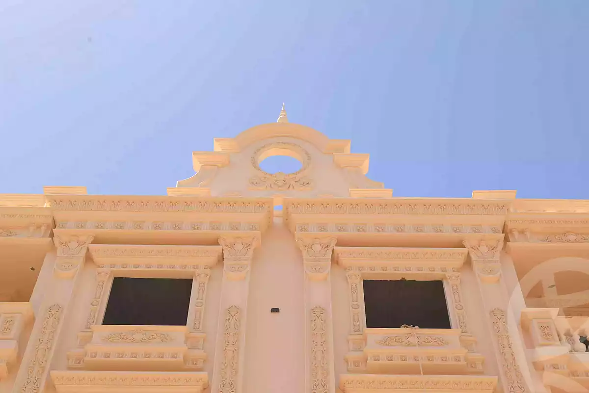 https://aqarmap.com.eg/ar/listing/6107470-for-sale-cairo-el-sheikh-zayed-city-lshykh-zyd-ljdyd-ridge-compound-al-oula