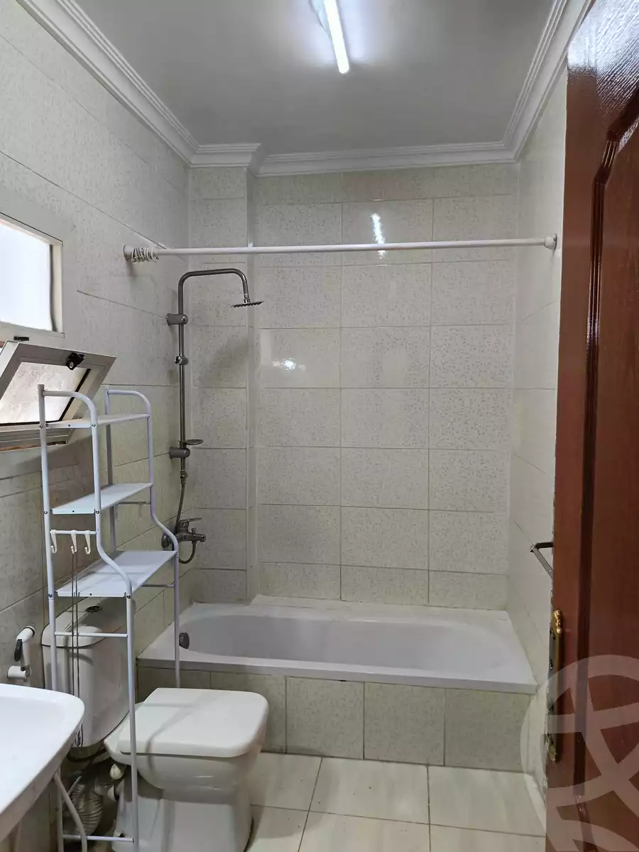 https://aqarmap.com.eg/ar/listing/6108062-for-rent-cairo-mokattam-lhdb-l-ly-manteqt-ganob-s