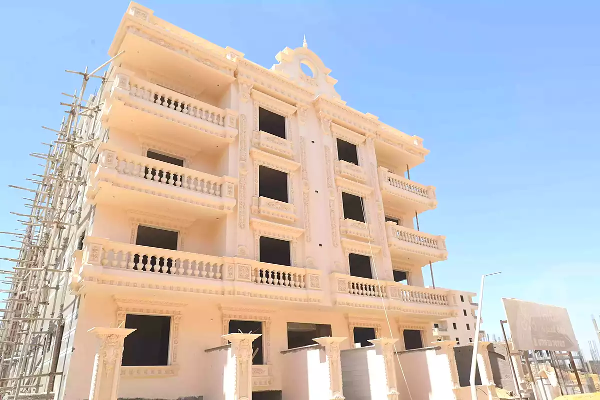 https://aqarmap.com.eg/en/listing/6108315-for-sale-cairo-el-sheikh-zayed-city-lshykh-zyd-ljdyd-ridge-compound-al-oula