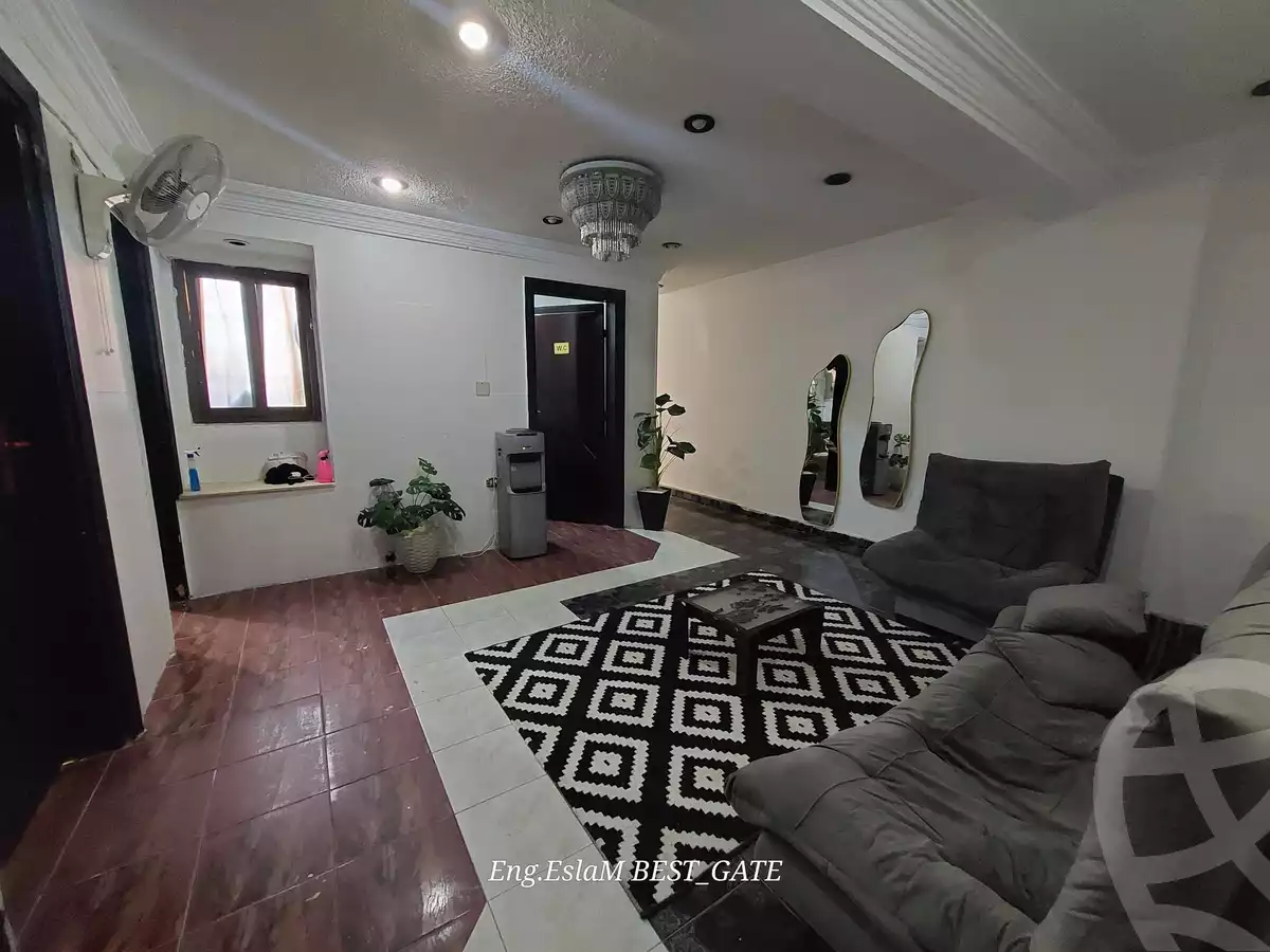 https://aqarmap.com.eg/en/listing/6109032-for-sale-cairo-mokattam-lhdb-l-ly
