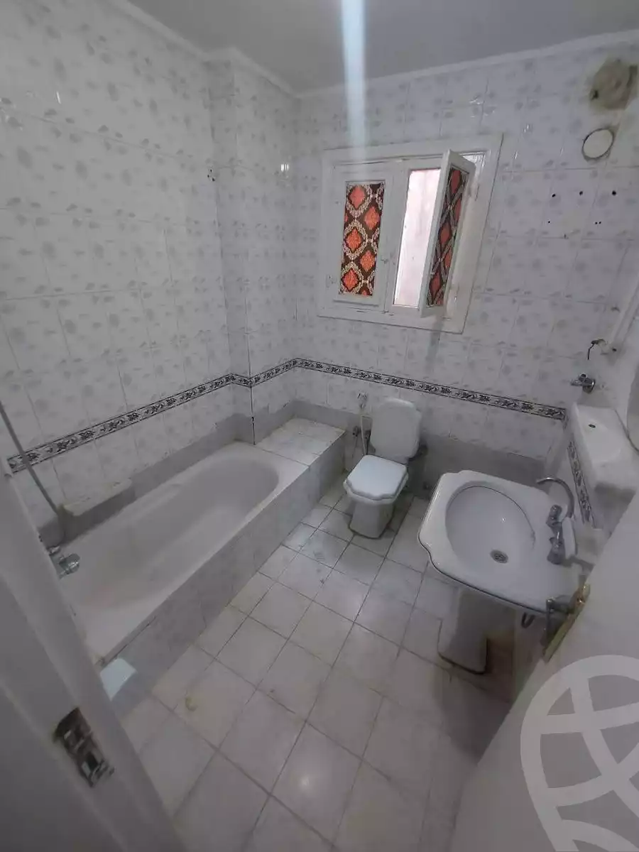 https://aqarmap.com.eg/ar/listing/6109141-for-sale-cairo-helwan-hadayek-helwan-el-shareef