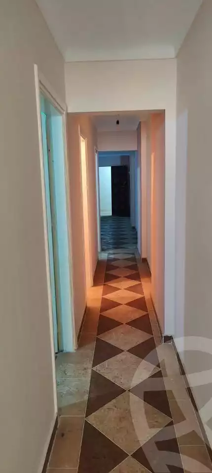 https://aqarmap.com.eg/ar/listing/6109345-for-rent-alexandria-ganaklis