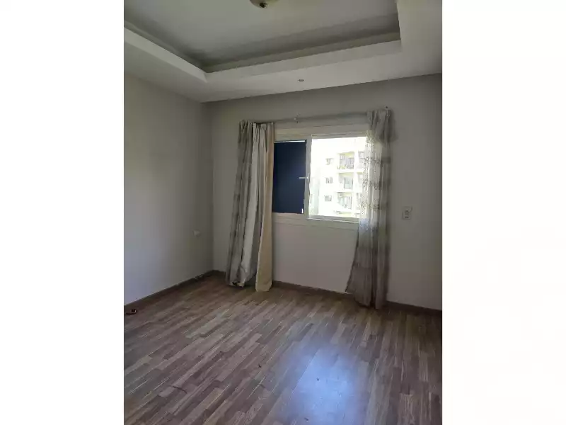 https://aqarmap.com.eg/en/listing/6110417-for-rent-cairo-el-sheikh-zayed-city-compounds-dh-drys