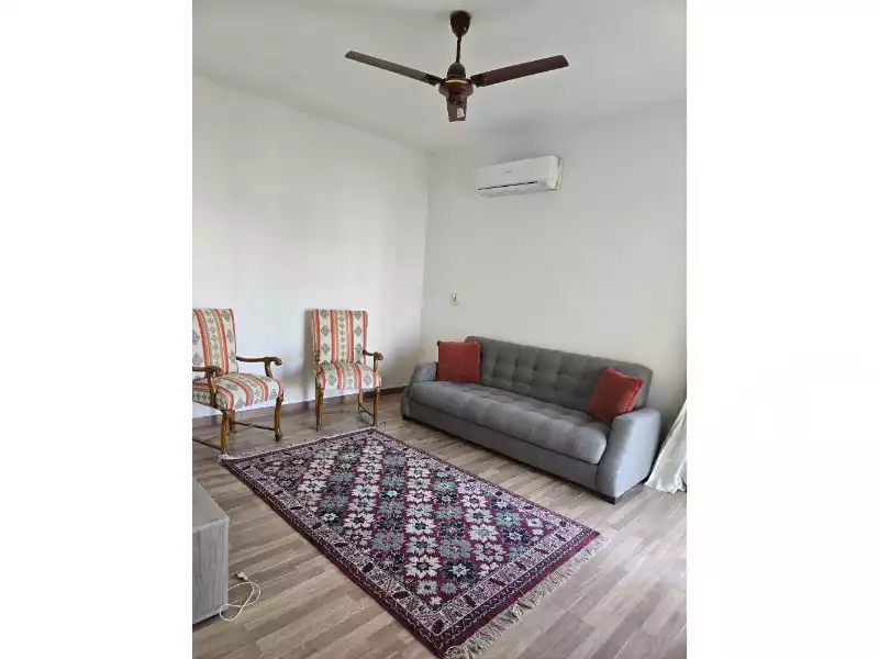 https://aqarmap.com.eg/en/listing/6110417-for-rent-cairo-el-sheikh-zayed-city-compounds-dh-drys
