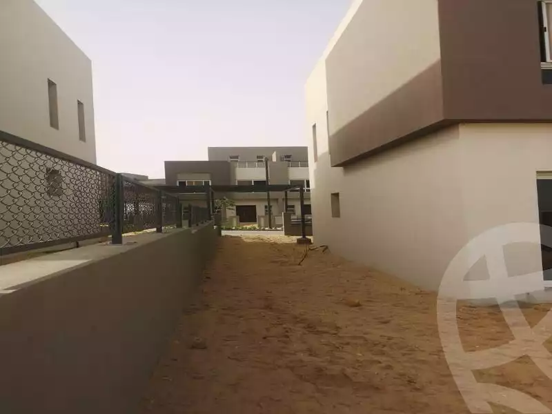 https://aqarmap.com.eg/ar/listing/6110727-for-sale-cairo-el-sheikh-zayed-city-compounds-etapa