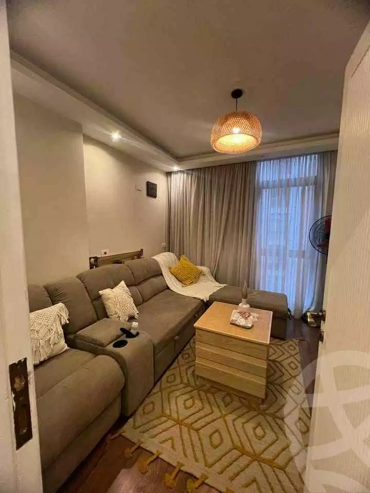 https://aqarmap.com.eg/en/listing/6110738-for-sale-cairo-el-maadi-compounds-kmbwnd-wn-qtmyh-m-mr-lmrshdy