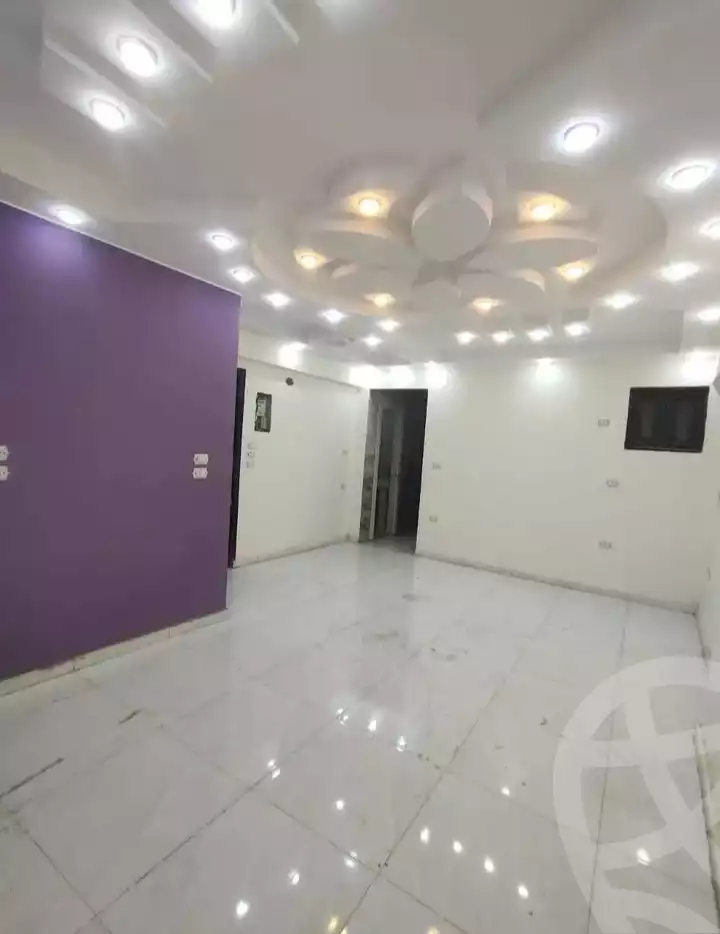 https://aqarmap.com.eg/en/listing/6110894-for-sale-qalyubia-shubra-el-khaima-om-bayoumi