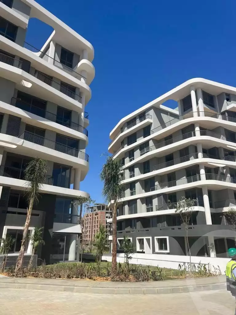 https://aqarmap.com.eg/en/listing/6111071-for-sale-cairo-new-administrative-capital-r7-rmwny-wwk-dh-lnd-llttwyr-l-qry
