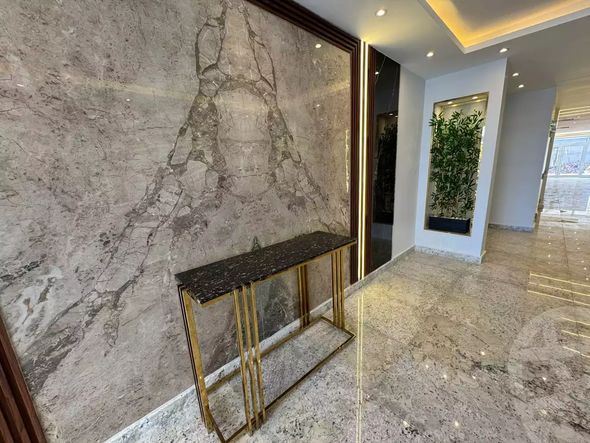 https://aqarmap.com.eg/ar/listing/6111145-for-sale-cairo-new-administrative-capital-r7-scenario