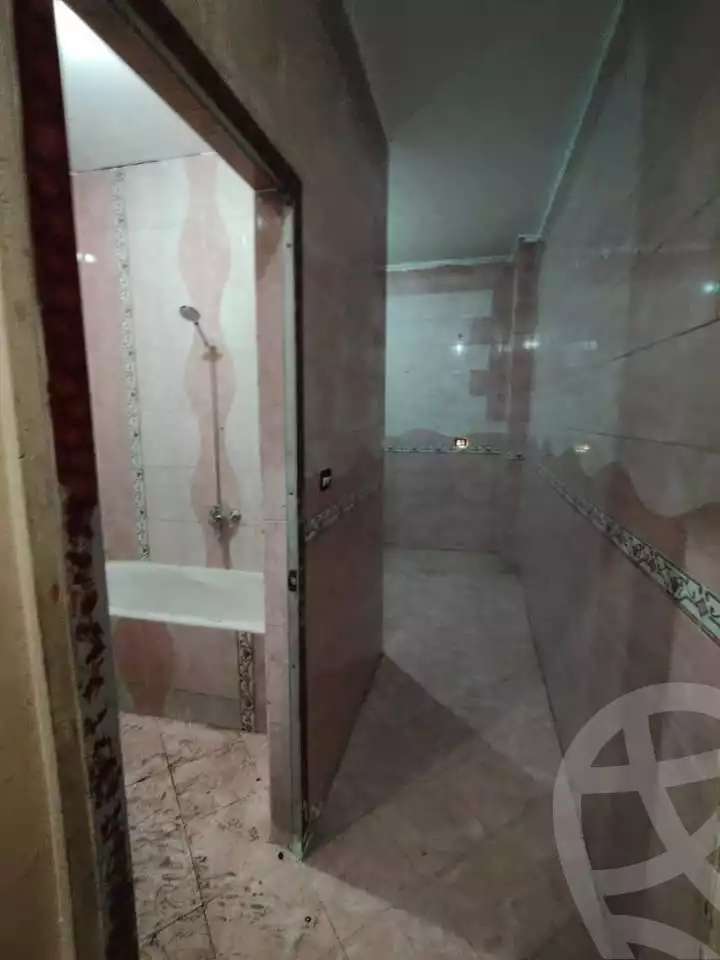 https://aqarmap.com.eg/en/listing/6111434-for-rent-qalyubia-shubra-el-khaima-om-bayoumi
