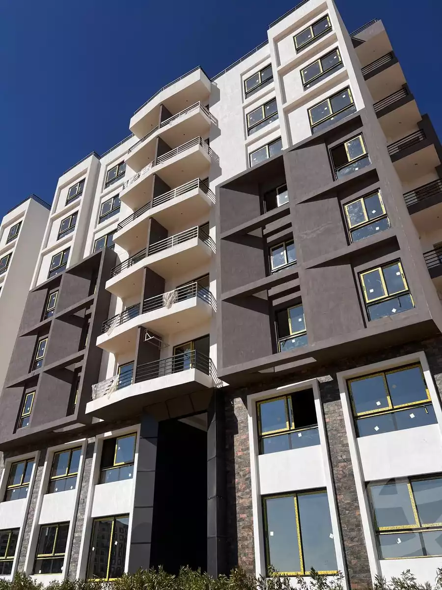 https://aqarmap.com.eg/en/listing/6112252-for-sale-cairo-new-administrative-capital-r7-green-avenue