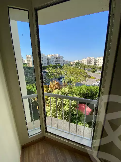 https://aqarmap.com.eg/en/listing/6112913-for-rent-cairo-el-sheikh-zayed-city-compounds-dh-drys