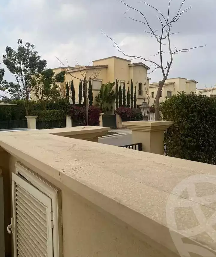 https://aqarmap.com.eg/en/listing/6113372-for-sale-cairo-mokattam-compounds-uptown-cairo