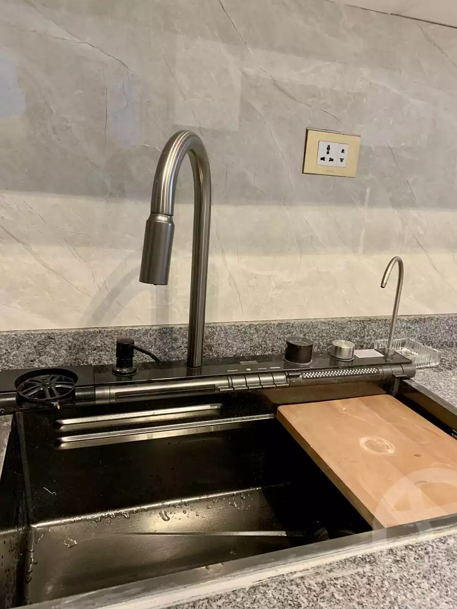https://aqarmap.com.eg/ar/listing/6106466-for-rent-cairo-dokki-mohey-el-din-abo-el-ezz