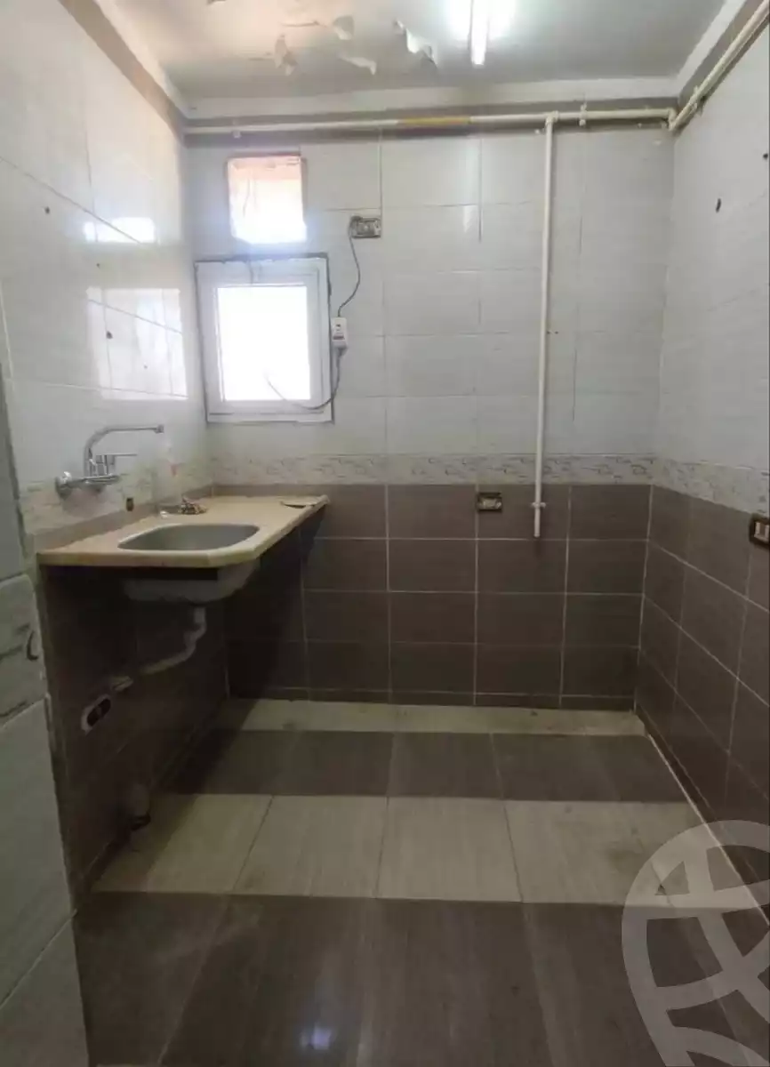 https://aqarmap.com.eg/en/listing/6113759-for-sale-qalyubia-shubra-el-khaima-om-bayoumi