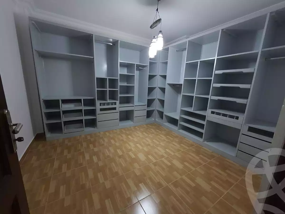 https://aqarmap.com.eg/en/listing/6114221-for-sale-cairo-el-sheikh-zayed-city-small-investor