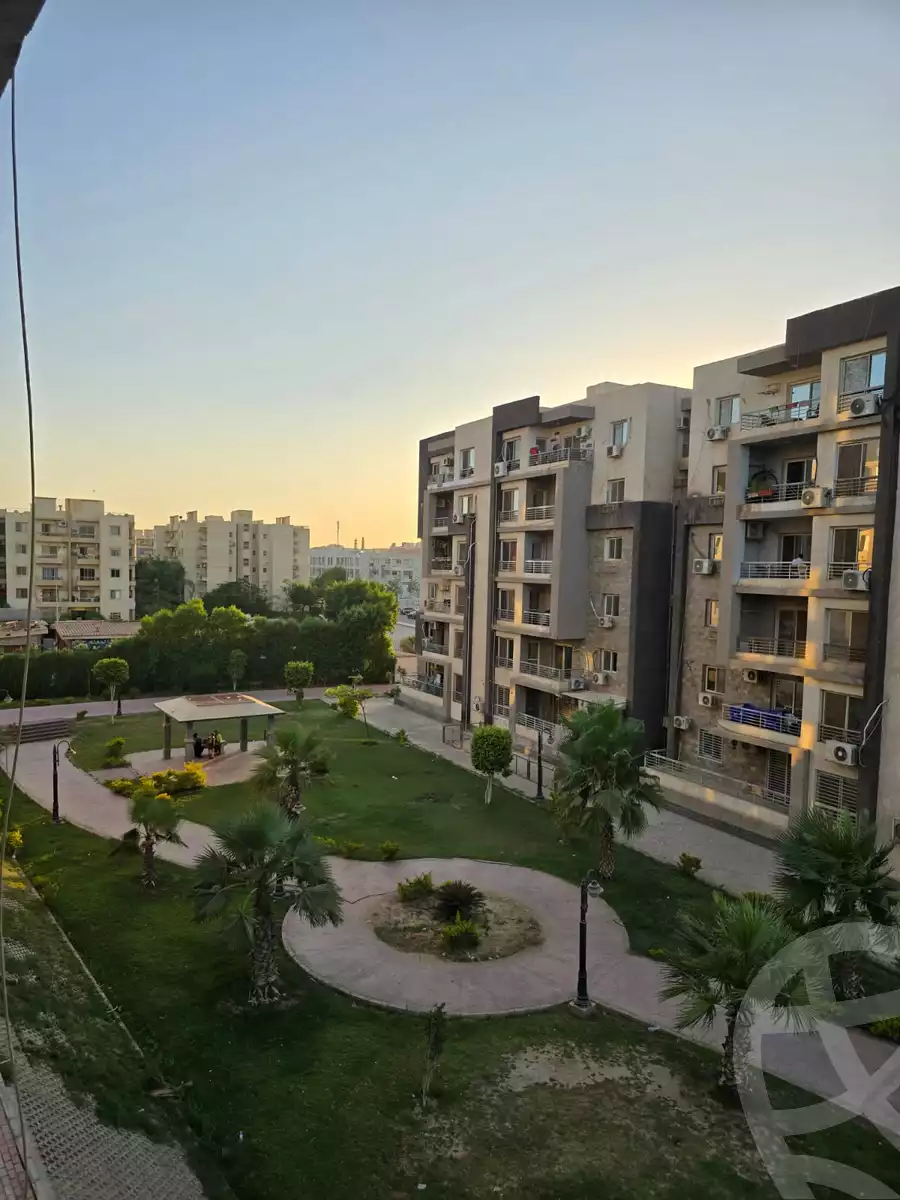 https://aqarmap.com.eg/en/listing/6114387-for-sale-cairo-el-sheikh-zayed-city-compounds-dr-msr