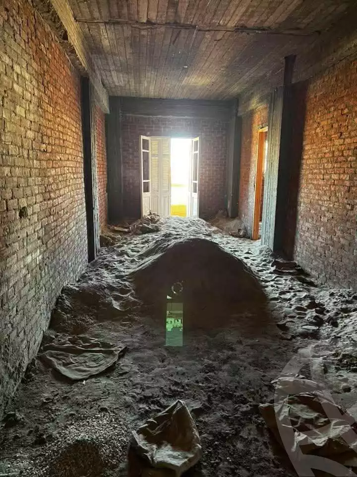 https://aqarmap.com.eg/en/listing/6116389-for-sale-beheira-damanhour-damanhour-city-abd-el-salam-el-shazly-st