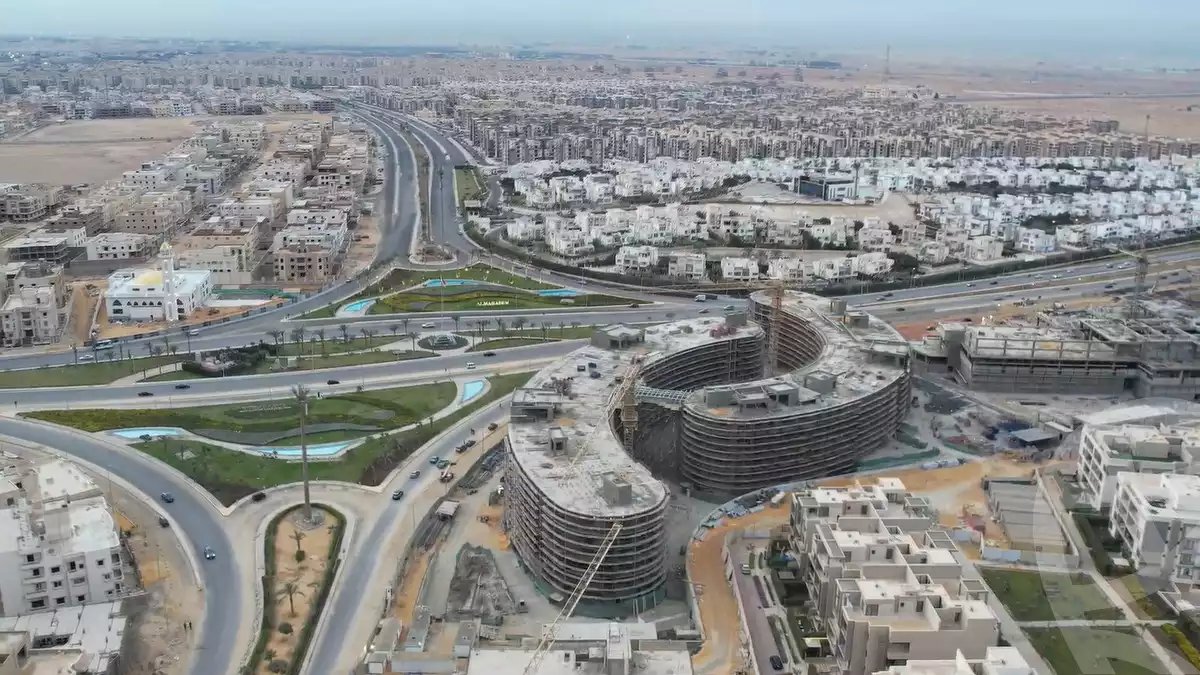 https://aqarmap.com.eg/en/listing/6117052-for-sale-cairo-new-cairo-compounds-fyfth-skwyr-mwl-lmrsm-llttwyr