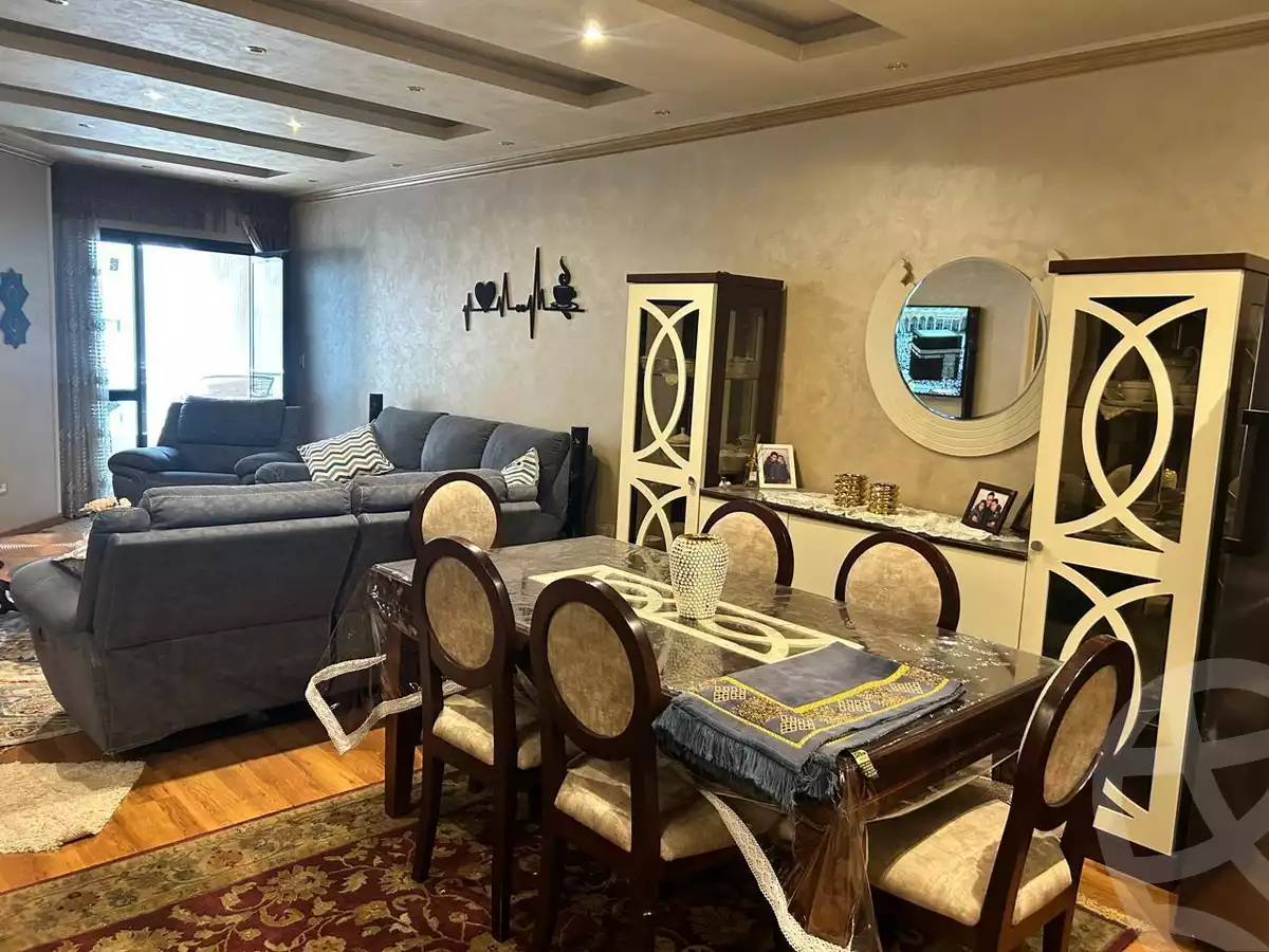 https://aqarmap.com.eg/ar/listing/6117552-for-sale-cairo-el-maadi-compounds-kmbwnd-wn-qtmyh-m-mr-lmrshdy