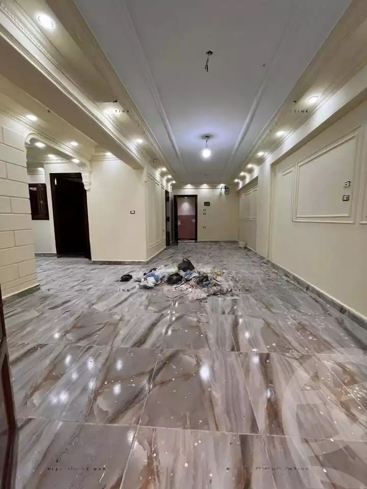 https://aqarmap.com.eg/ar/listing/6119433-for-sale-alexandria-l-jmy-lbytsh-el-zohour-st