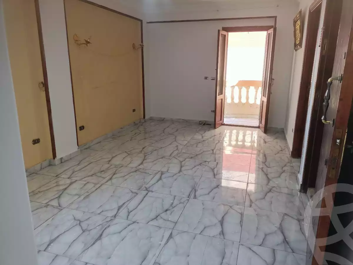 https://aqarmap.com.eg/en/listing/6120257-for-sale-alexandria-moharram-bey