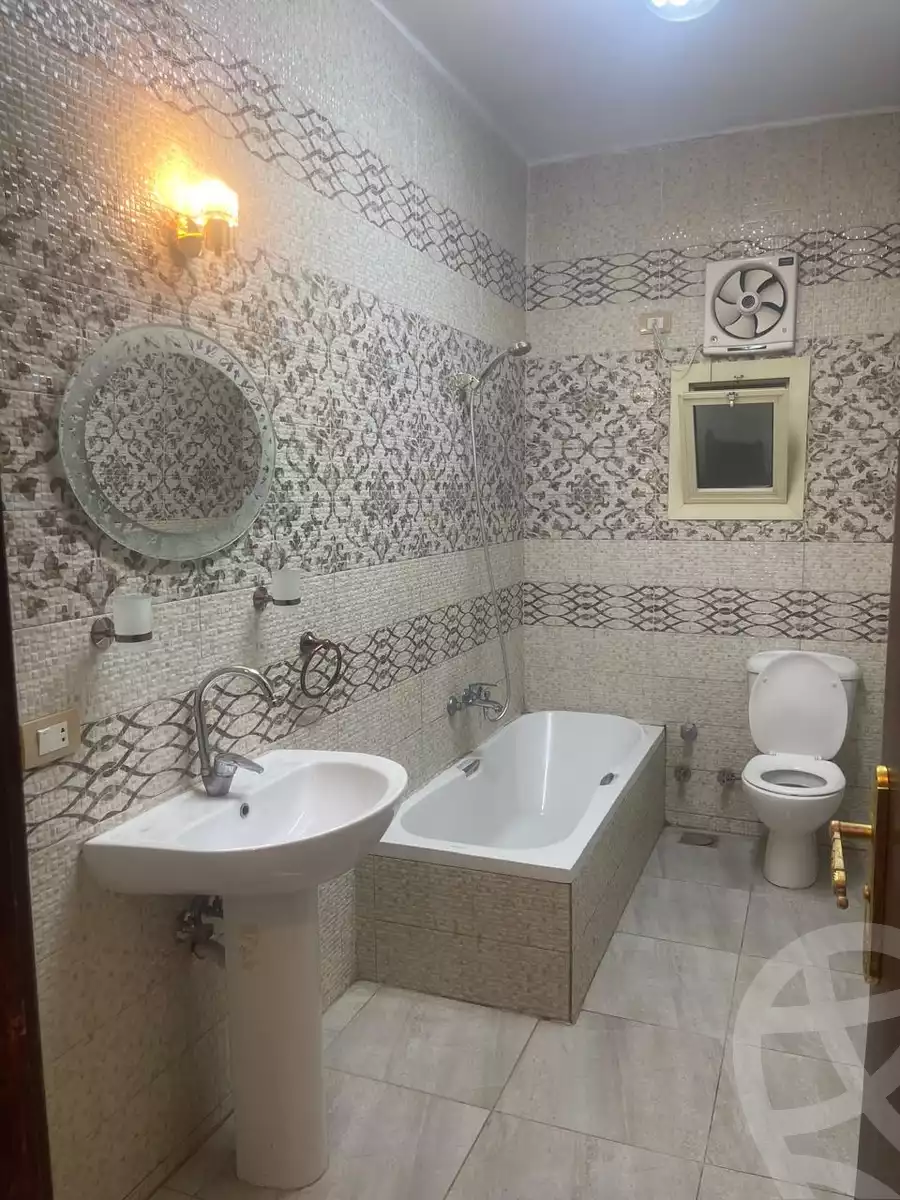 https://aqarmap.com.eg/en/listing/6120592-for-rent-cairo-new-cairo-el-banafsg-el-banafsag-omarat-qt-342