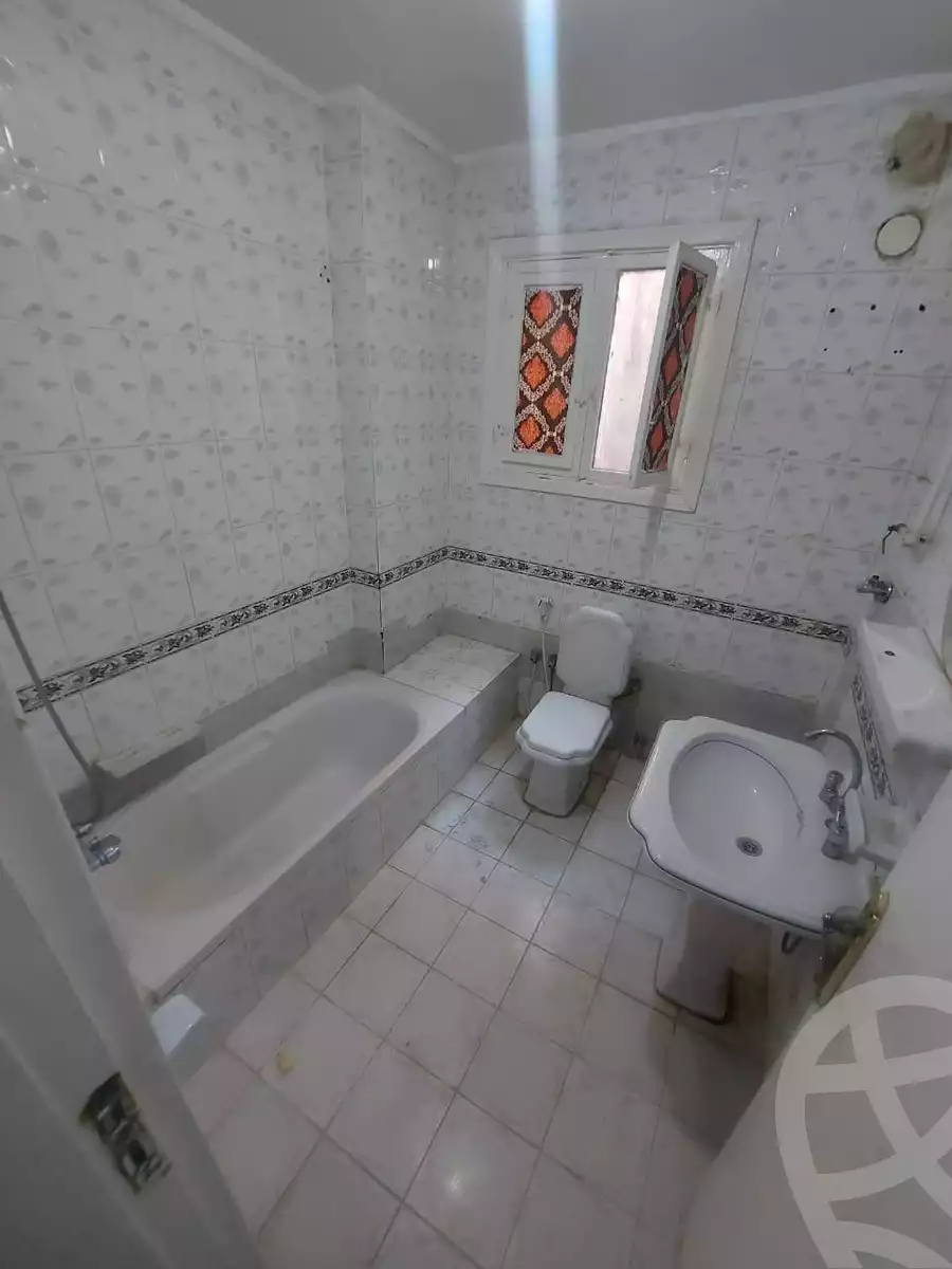 https://aqarmap.com.eg/ar/listing/6121362-for-sale-cairo-helwan-helwan-el-sharkeya
