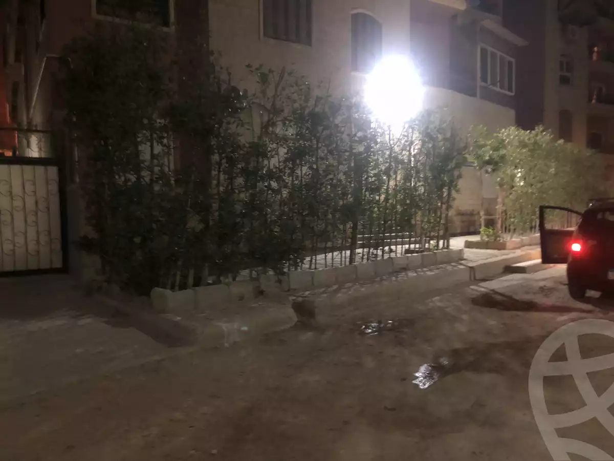 https://aqarmap.com.eg/en/listing/3657964-for-rent-cairo-mokattam-lhdb-l-ly-shr-krym-bnwn